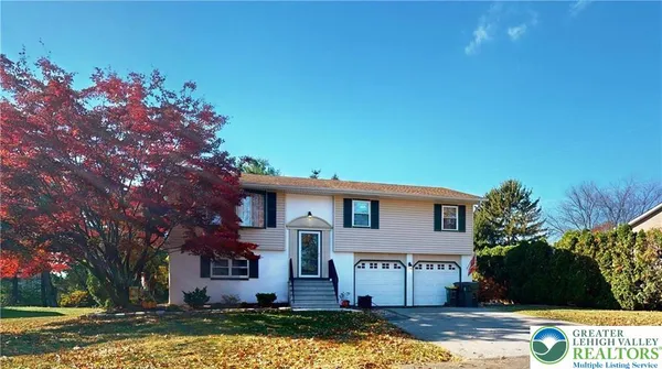 $2,700 | 324 Wolf Drive, Allentown, PA 18104