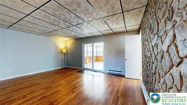 $2,700 | 324 Wolf Drive, Allentown, PA 18104