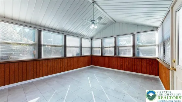$2,700 | 324 Wolf Drive, Allentown, PA 18104