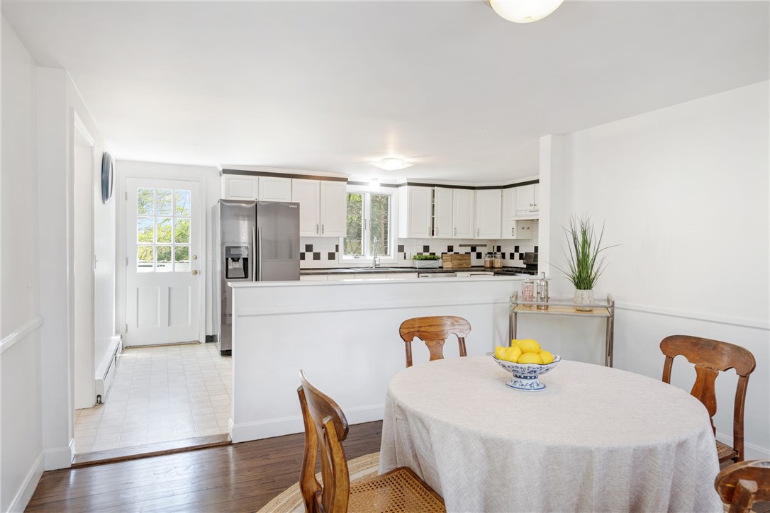 4 Beaver Road Barrington, RI 02806 - Photo 8 of 18