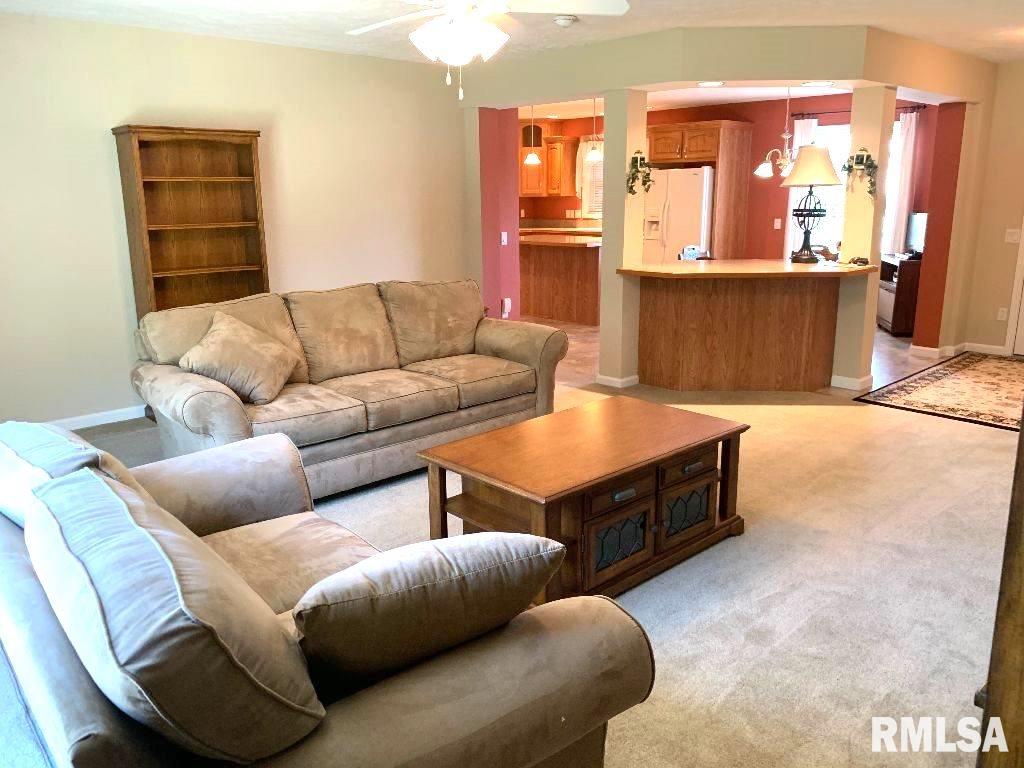 2800 Vía Rosso, Unit 21 Springfield, IL 62703 - Photo 18 of 36