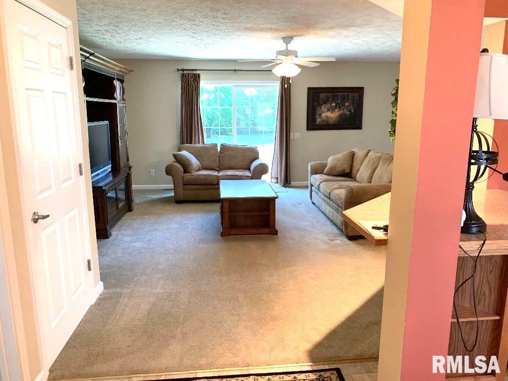 2800 Vía Rosso, Unit 21 Springfield, IL 62703 - Photo 21 of 36
