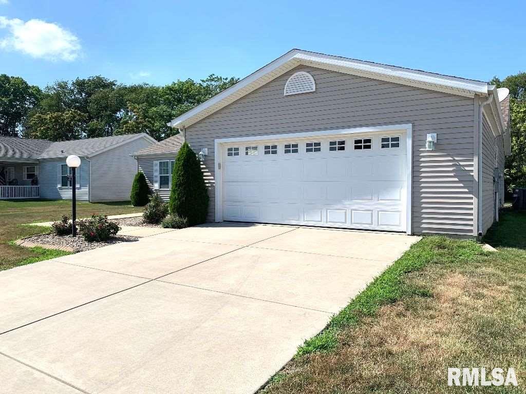 2800 Vía Rosso, Unit 21 Springfield, IL 62703 - Photo 3 of 36