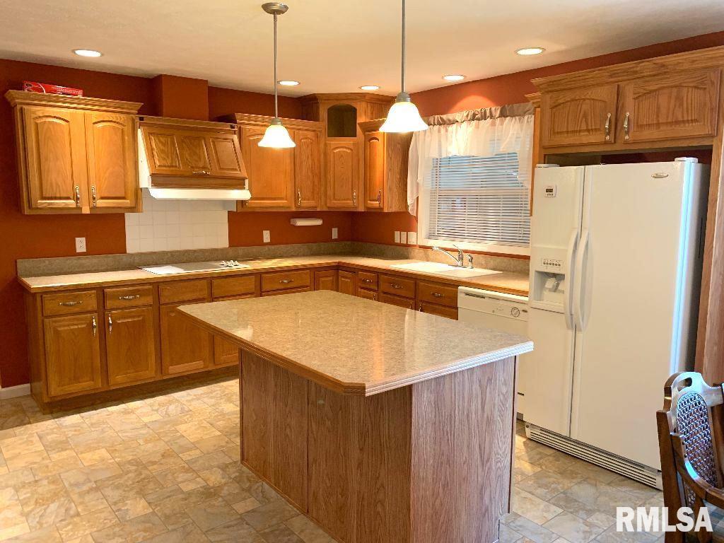 2800 Vía Rosso, Unit 21 Springfield, IL 62703 - Photo 8 of 36