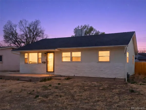$245,000 | 2021 Lynwood Lane, Pueblo, CO 81005