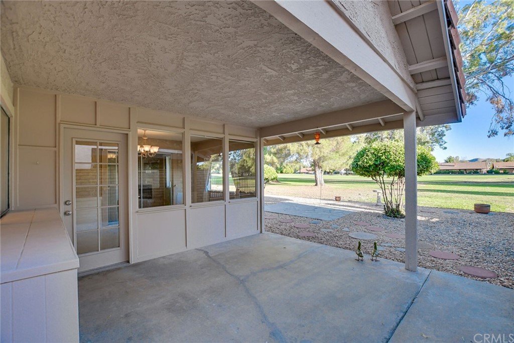 1925 Silver Oak Way Hemet, CA 92545 - Photo 26 of 32