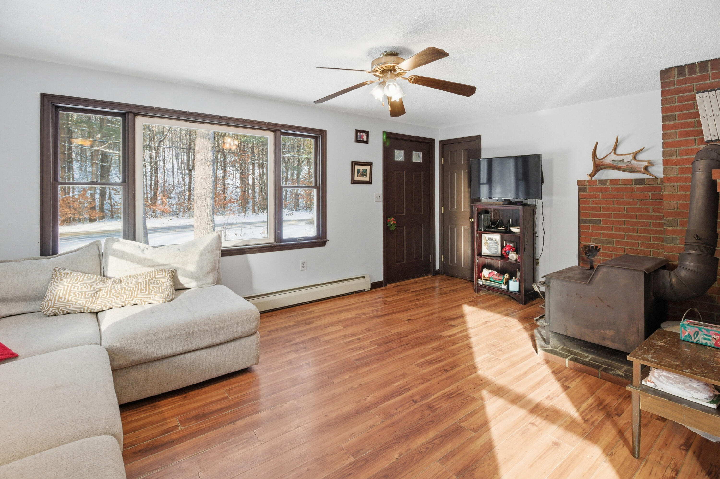 183 Pleasant Pond Road Turner, ME 04282 - Photo 14 of 44 183 Pleasant Pond Turner-31