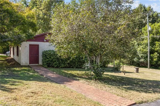 $280,000 | 5591 Highway 8, Lawsonville, NC 27022