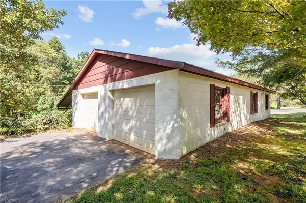 $270,000 | 5591 Highway 8, Lawsonville, NC 27022