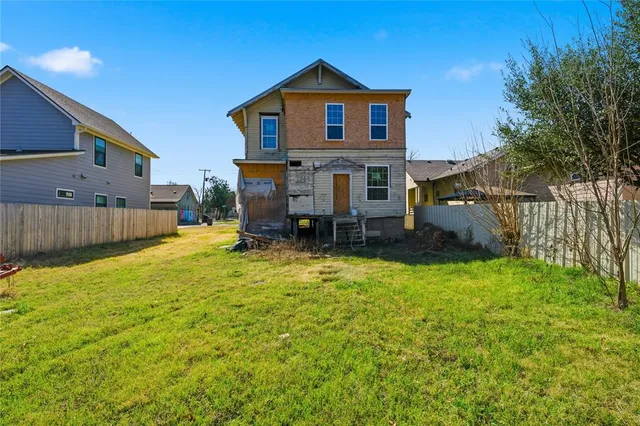$170,000 | 707 North 15th Street, Waco, TX 76707