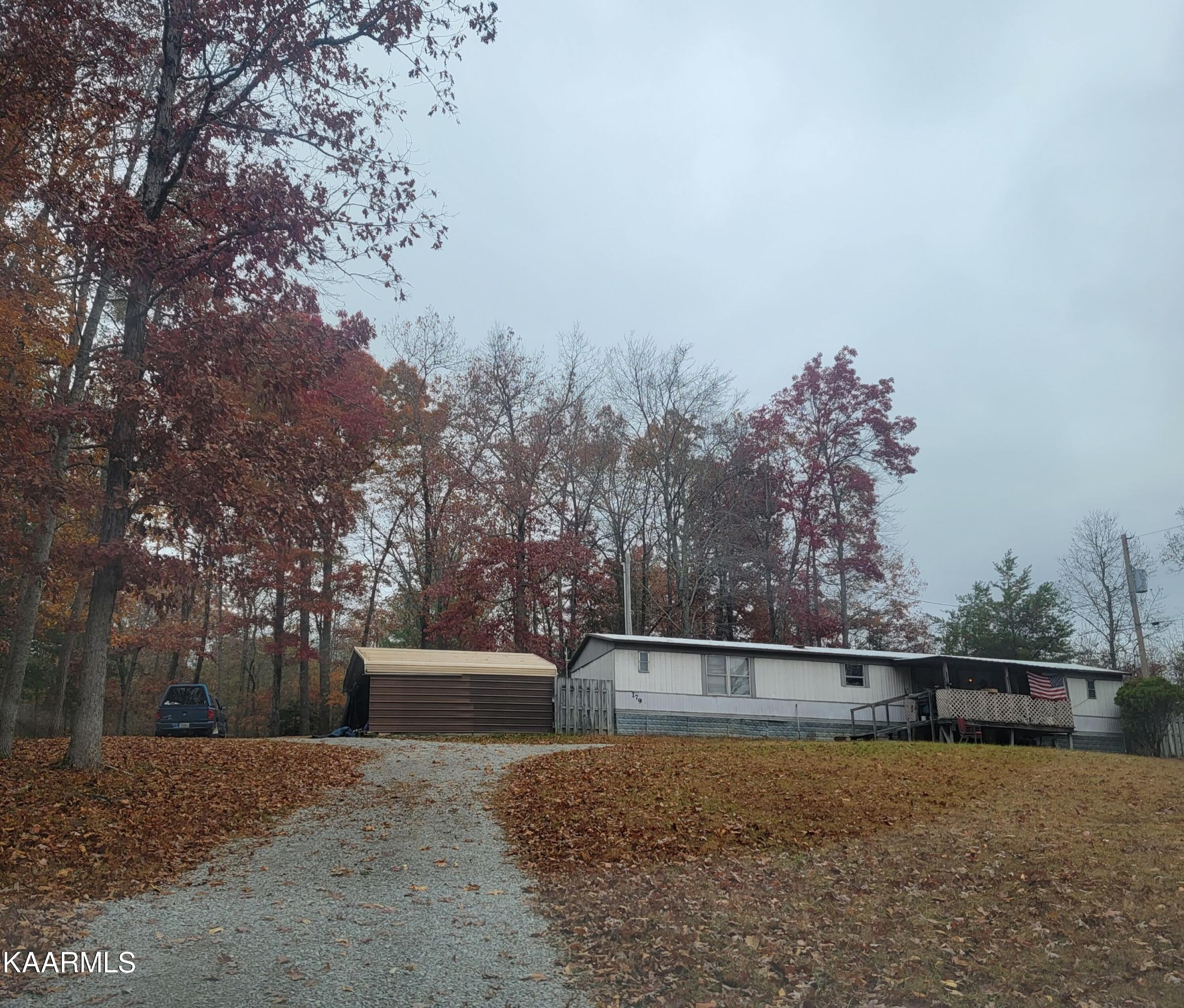 179 Hensley Road Deer Lodge, TN 37726 - Photo 7 of 18 Resized_20221026_144832