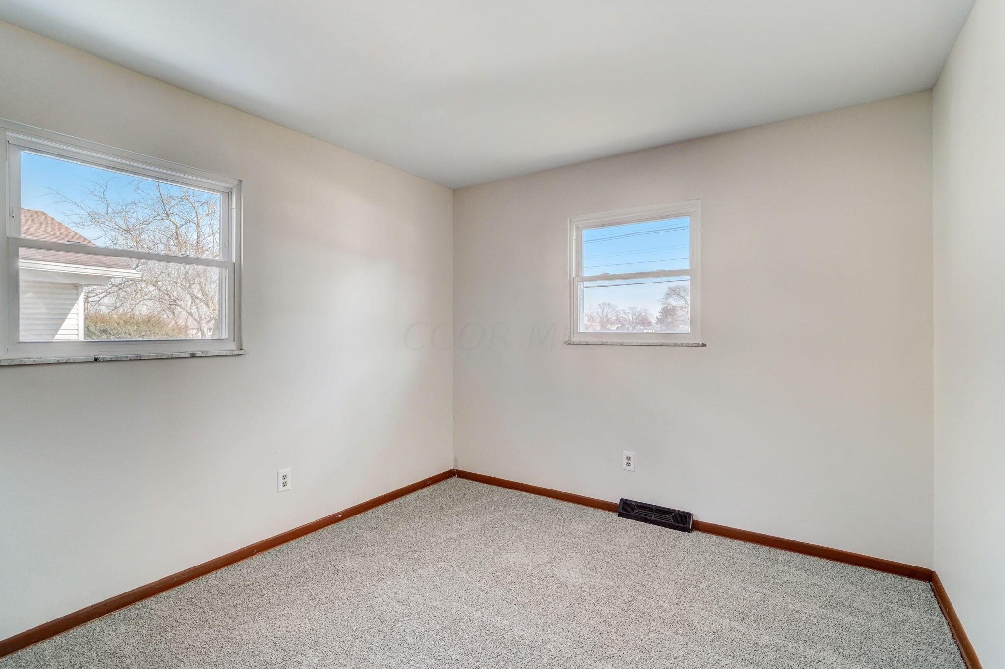 5683 Karl Road Columbus, OH 43229 - Photo 15 of 19 photo_15