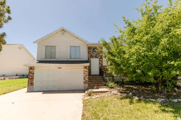 $450,000 | 4227 West 5600th Street South, Roy, UT 84067
