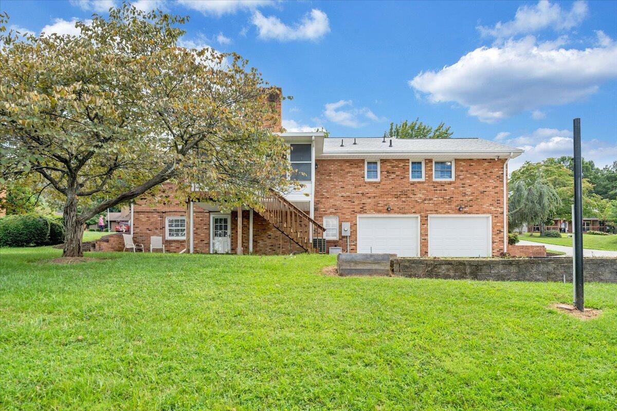 75 McIntosh Road Roanoke, VA 24019 - Photo 49 of 56 49-MIB07260