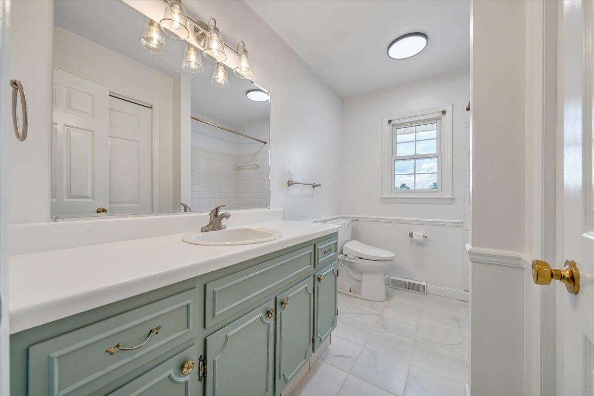 75 McIntosh Road Roanoke, VA 24019 - Photo 9 of 56 09-MIB07116