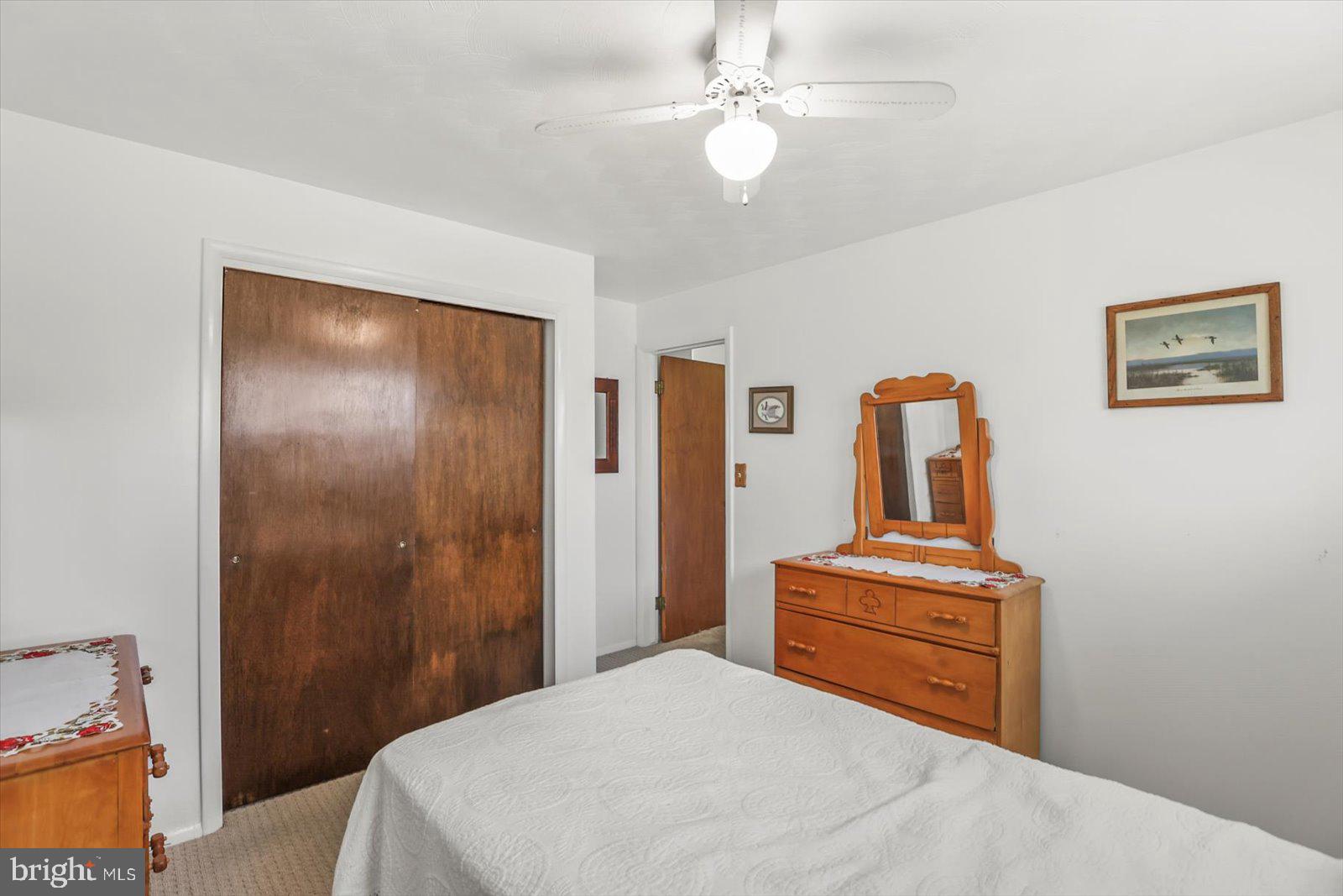 5280 Board Road Mount Wolf, PA 17347 - Photo 20 of 38 Gallery Image 20