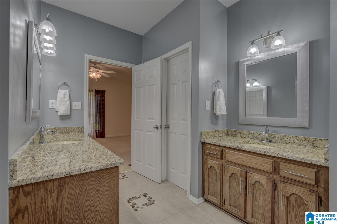 2411 Royal Lane Pelham, AL 35124 - Photo 36 of 48