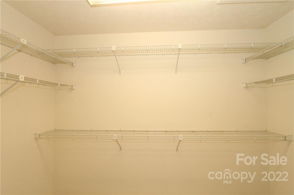 929 Kanuga Road Hendersonville, NC 28739 - Photo 16 of 23 Gallery Image 16