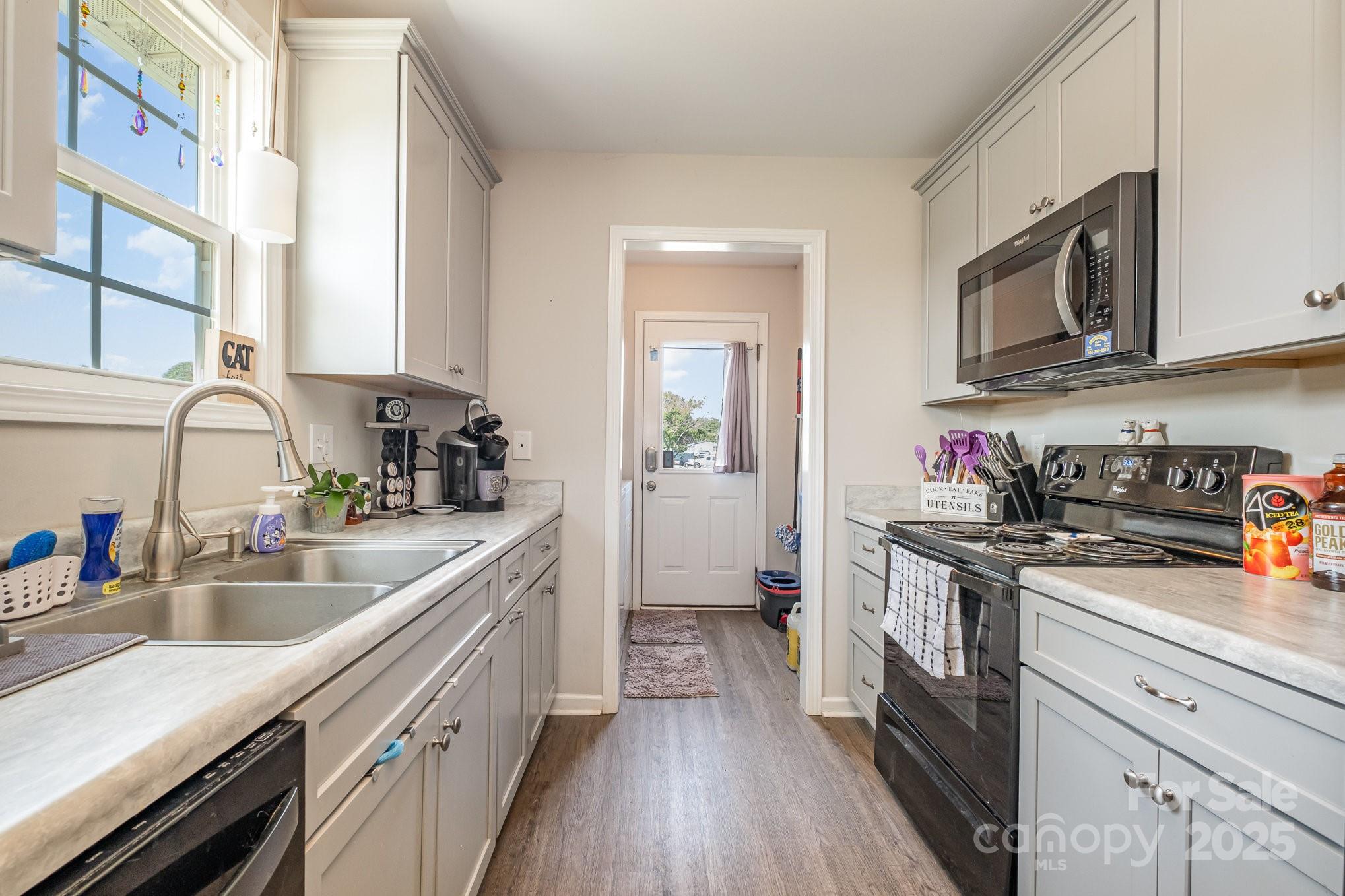 2303 Dillon Drive Newton, NC 28658 - Photo 10 of 19