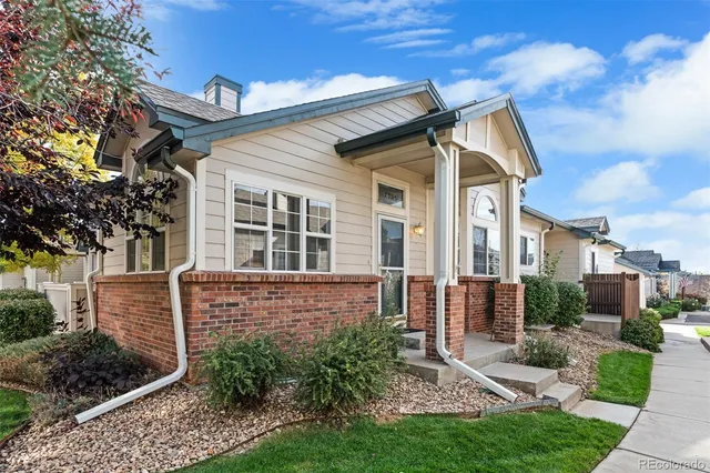 $425,000 | 2974 South Zeno Court, Aurora, CO 80013