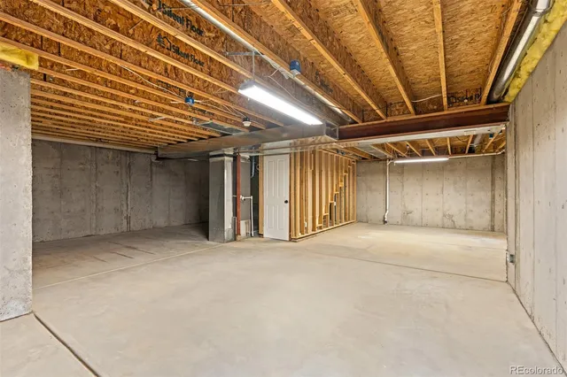 $425,000 | 2974 South Zeno Court, Aurora, CO 80013