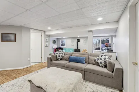 $649,900 | 4927 Hickory Trail, Middleton, WI 53562