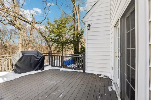 $649,900 | 4927 Hickory Trail, Middleton, WI 53562