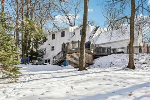 $649,900 | 4927 Hickory Trail, Middleton, WI 53562