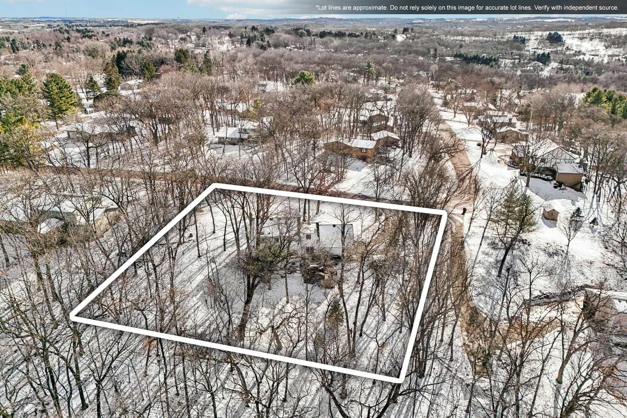 4927 Hickory Trail Middleton, WI 53562 - Photo 54 of 55