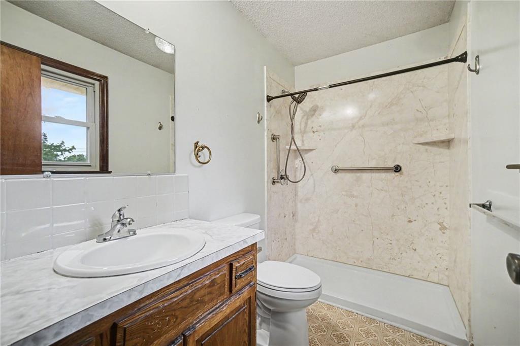 1100 Northeast 115 Street Kansas City, MO 64155 - Photo 21 of 30