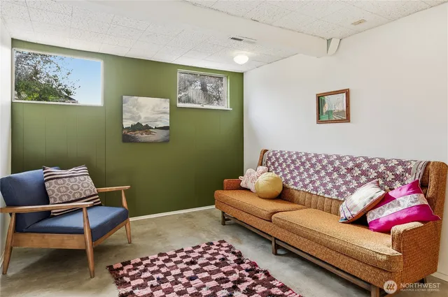 $835,000 | 14111 12th Avenue Southwest, Burien, WA 98166