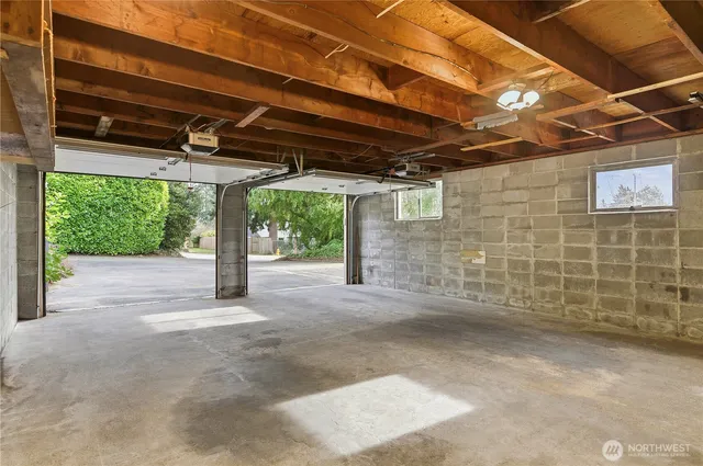 $835,000 | 14111 12th Avenue Southwest, Burien, WA 98166