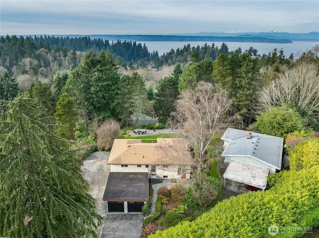 $835,000 | 14111 12th Avenue Southwest, Burien, WA 98166