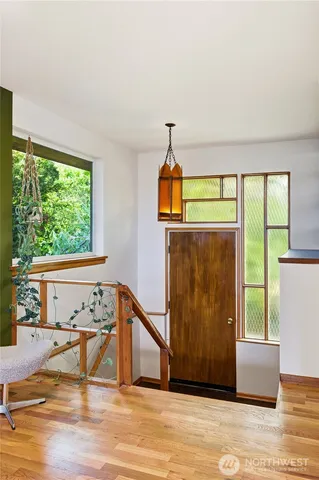 $835,000 | 14111 12th Avenue Southwest, Burien, WA 98166