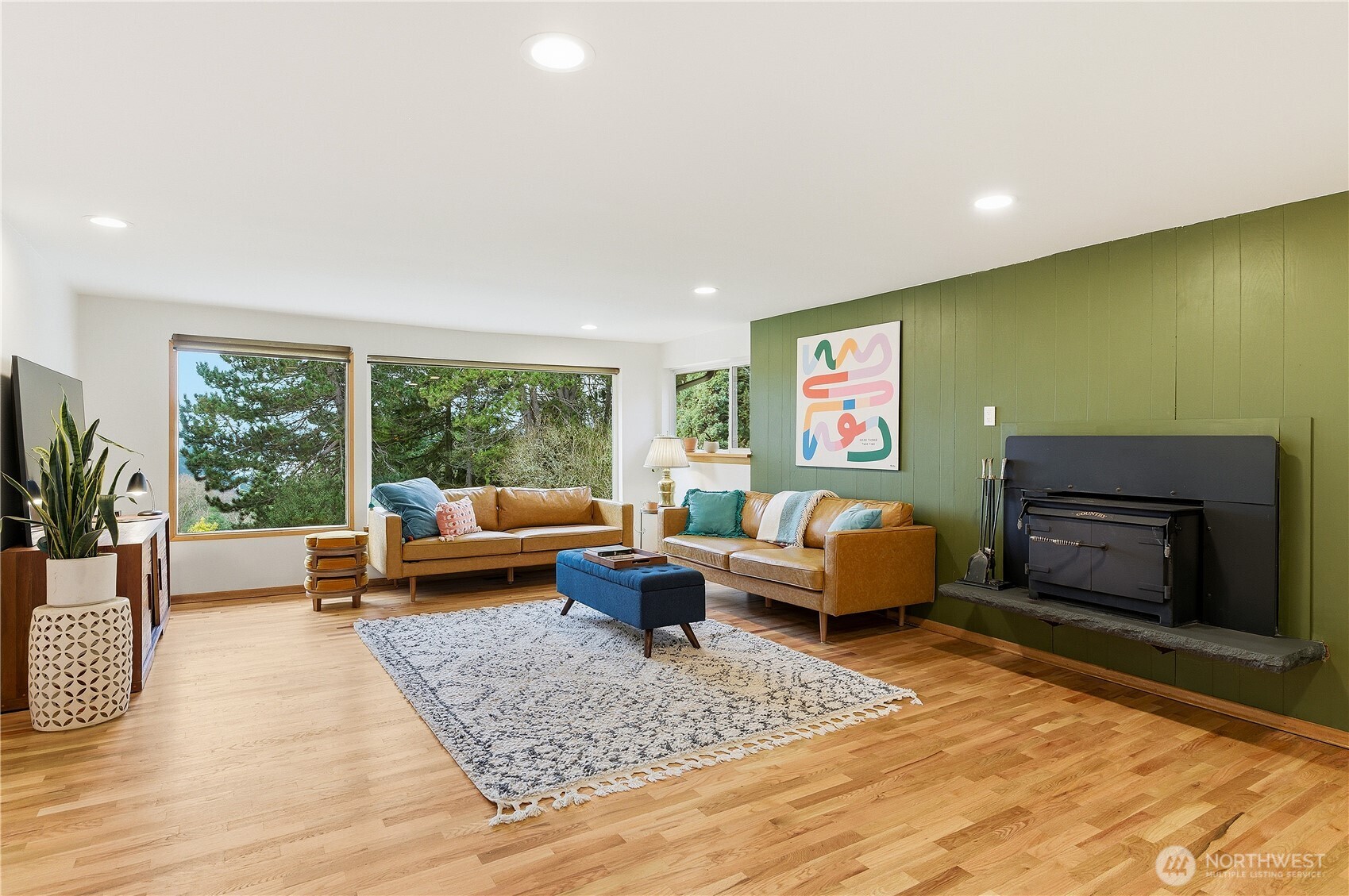 14111 12th Avenue Southwest Burien, WA 98166 - Photo 4 of 27