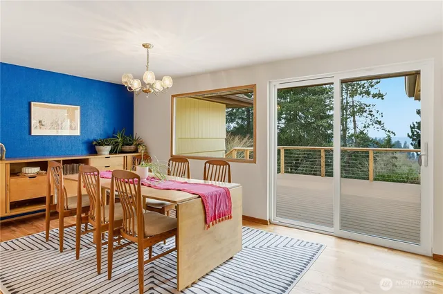 $835,000 | 14111 12th Avenue Southwest, Burien, WA 98166