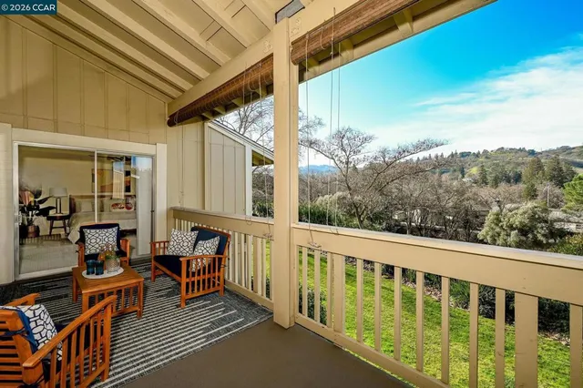 $895,000 | 2105-2105 Cactus Court, Unit 3, Walnut Creek, CA 94595