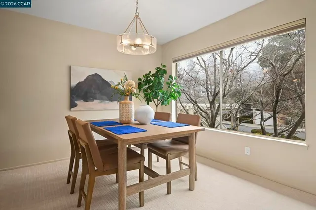 $895,000 | 2105-2105 Cactus Court, Unit 3, Walnut Creek, CA 94595