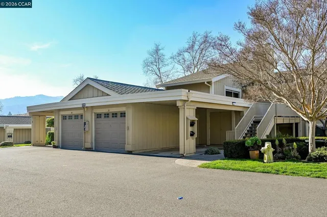 $895,000 | 2105-2105 Cactus Court, Unit 3, Walnut Creek, CA 94595