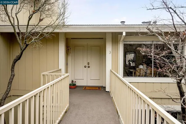 $895,000 | 2105-2105 Cactus Court, Unit 3, Walnut Creek, CA 94595