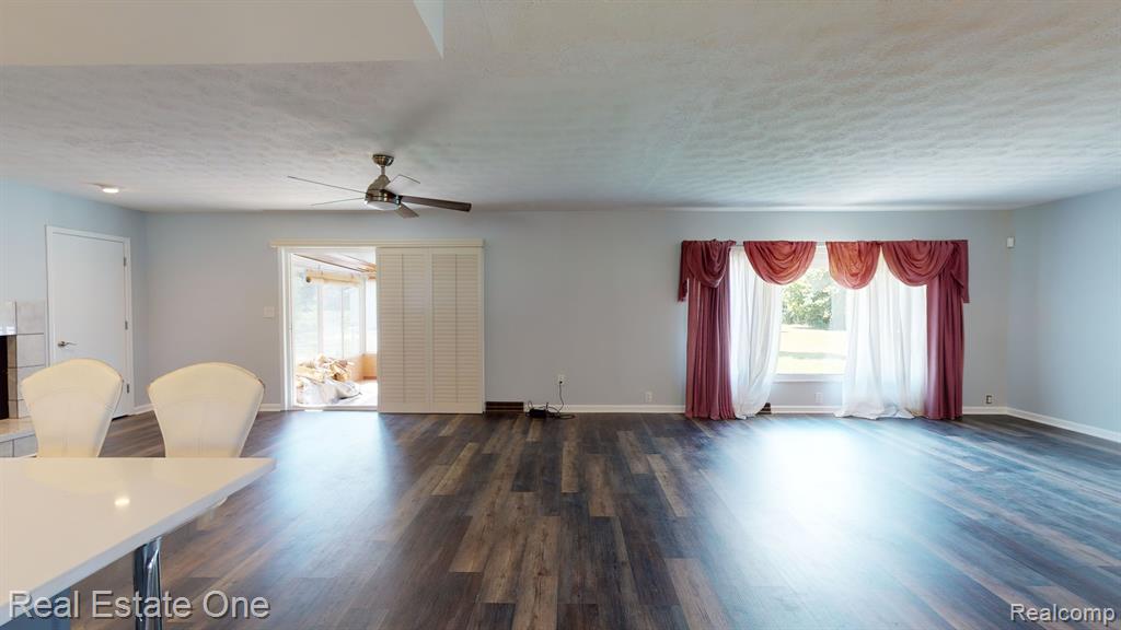 12500 Whittaker Road Milan, MI 48160 - Photo 7 of 30 Gallery Image 7