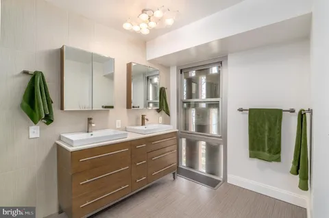 $1,575,000 | 550 N Street Southwest, Unit S201, Washington, DC 20024