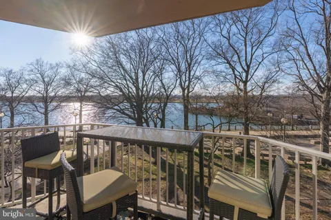 $1,575,000 | 550 N Street Southwest, Unit S201, Washington, DC 20024