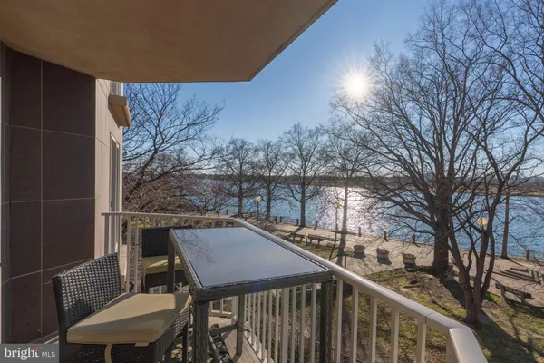 $1,575,000 | 550 N Street Southwest, Unit S201, Washington, DC 20024