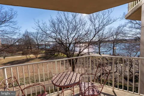 $1,575,000 | 550 N Street Southwest, Unit S201, Washington, DC 20024