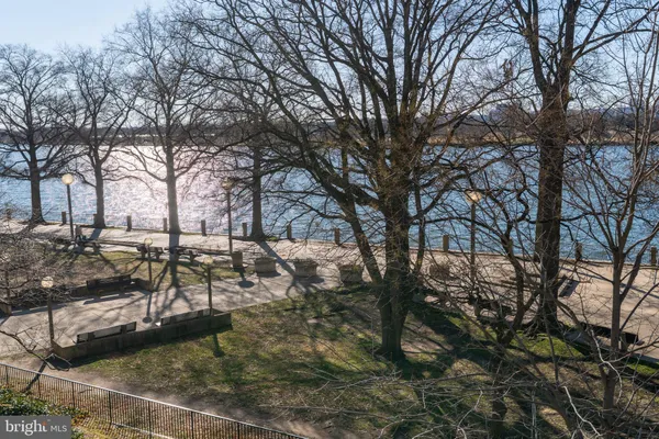 $1,575,000 | 550 N Street Southwest, Unit S201, Washington, DC 20024