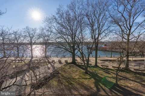 $1,575,000 | 550 N Street Southwest, Unit S201, Washington, DC 20024