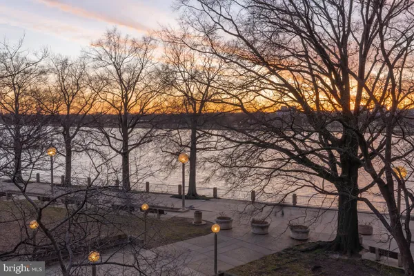 $1,575,000 | 550 N Street Southwest, Unit S201, Washington, DC 20024