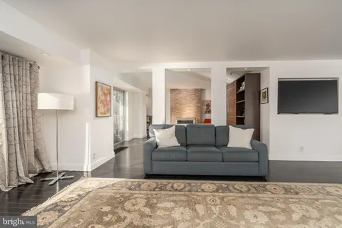 $1,575,000 | 550 N Street Southwest, Unit S201, Washington, DC 20024