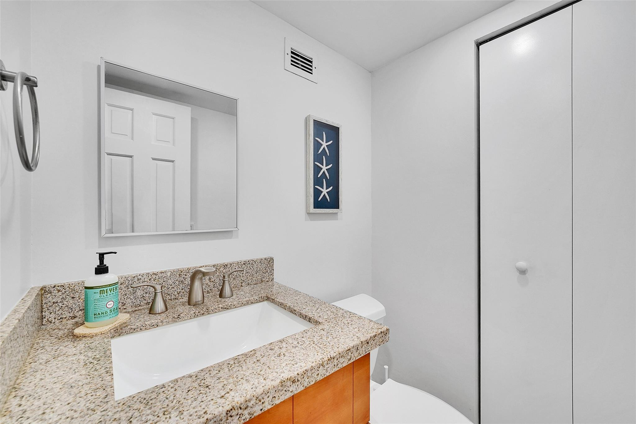 400 North Surf Road, Unit 703 Hollywood, FL 33019 - Photo 25 of 50 Photo 25